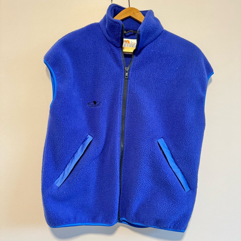 VINTAGE VEST